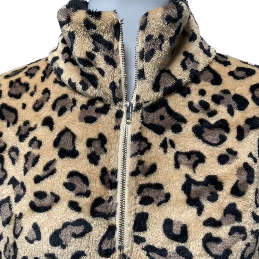 C+D+M Animal Print Fleece - Picture 4 of 6
